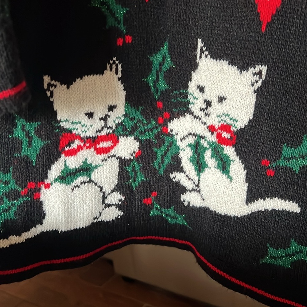 Nutcracker kitten sweater size 3X. For men or women. - Picture 5 of 7